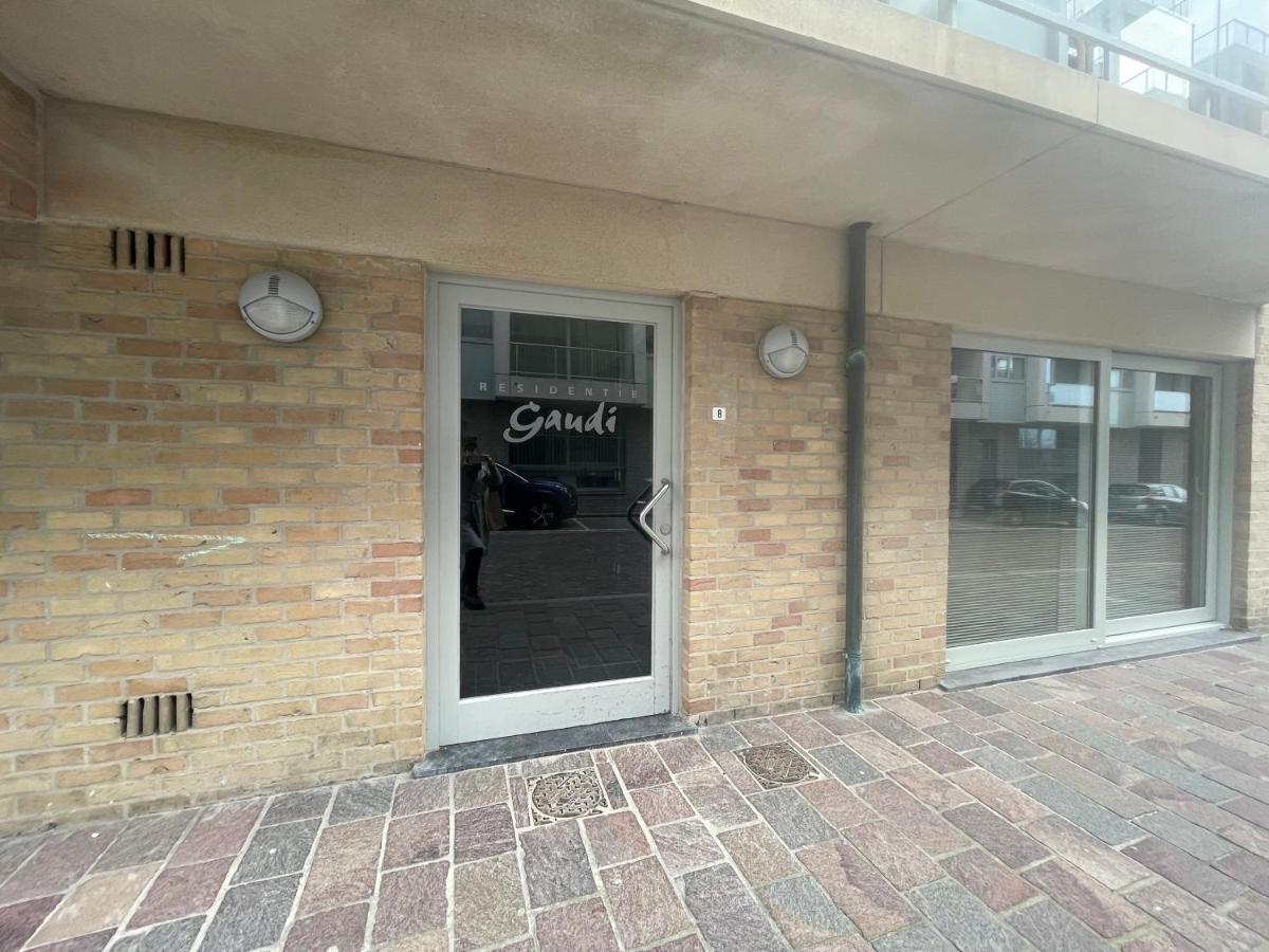 ニーウポールトPenthousestudio Gaudi Met Zonneterras En Zicht Op Zeeアパートメント エクステリア 写真